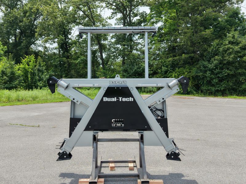 DUAL-TECH DSP 9/9 sidepuller on its stand